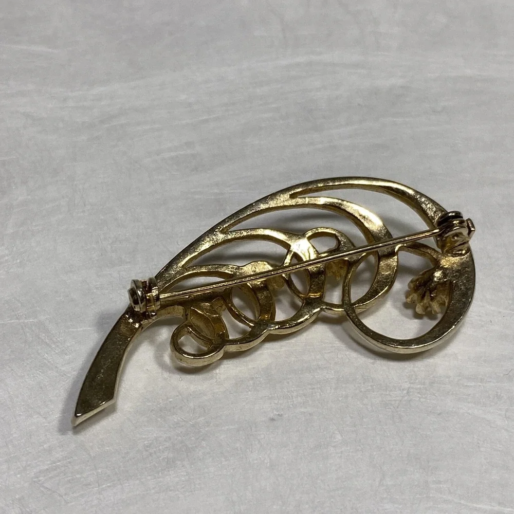 Vintage Faux Pearl Brooch Gold Tone Branch